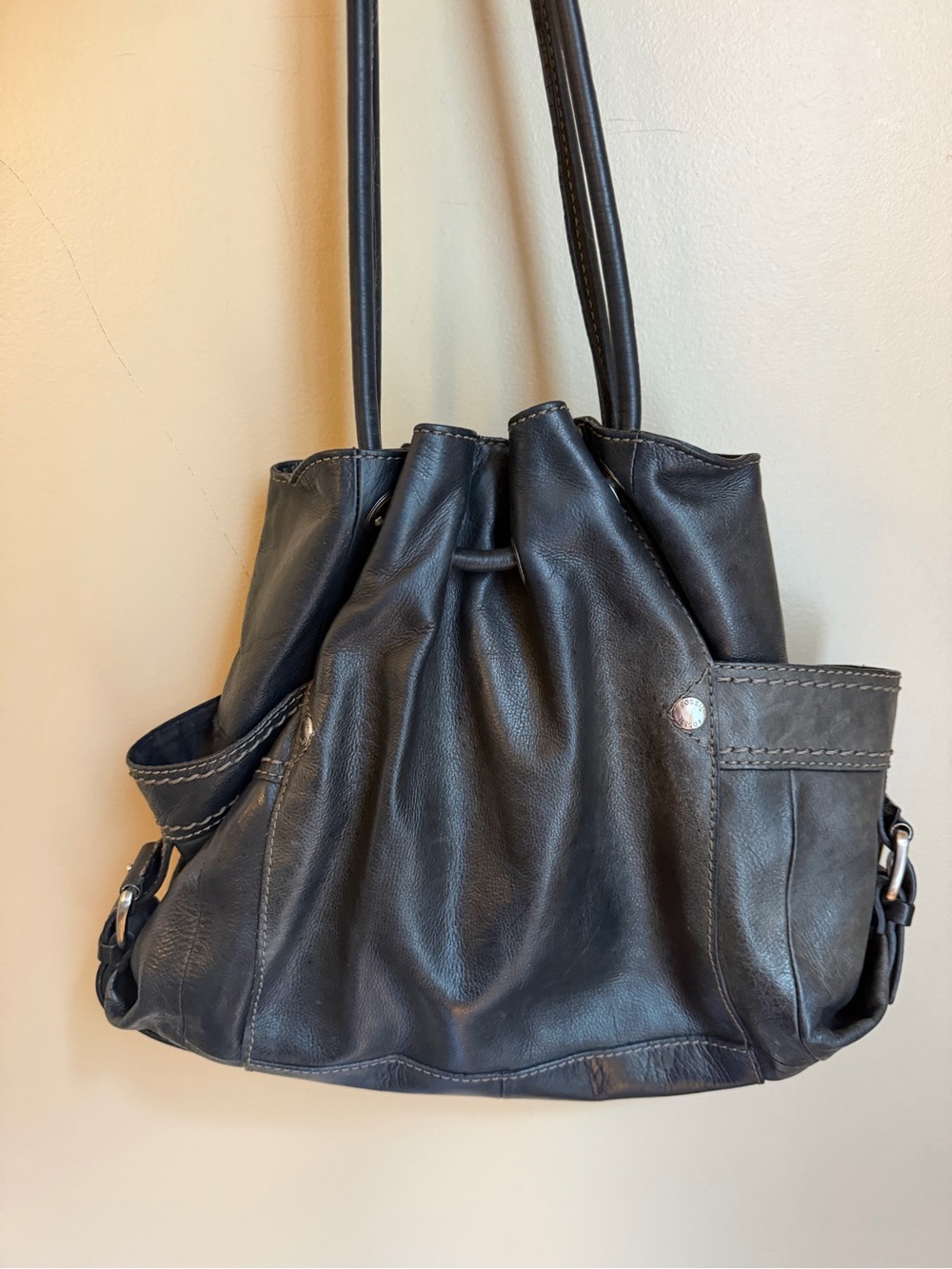 Fossil Vintage Drawstring Hobo Bag Bucket Black Leather Soft Slouchy Tote Purse